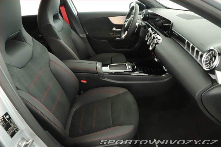 Mercedes-Benz A A 35 AMG 4MATIC, A35 AMG 2026