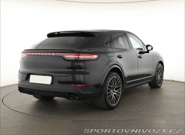 Porsche Cayenne E-Hybrid 2020