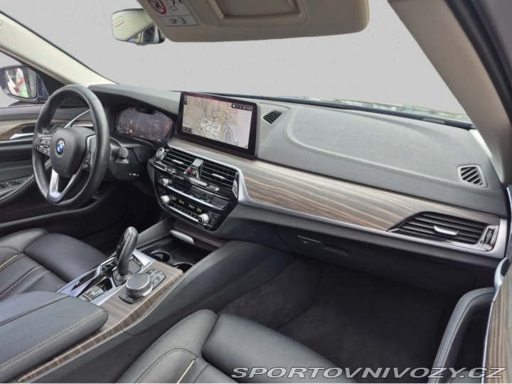 BMW 5 530d xDrive AT Touring 21 2022
