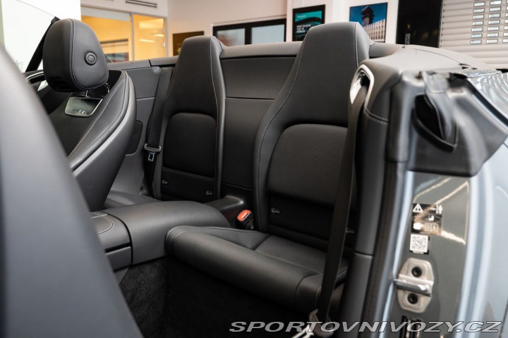 Mercedes-Benz SL 4MATIC+ 2023