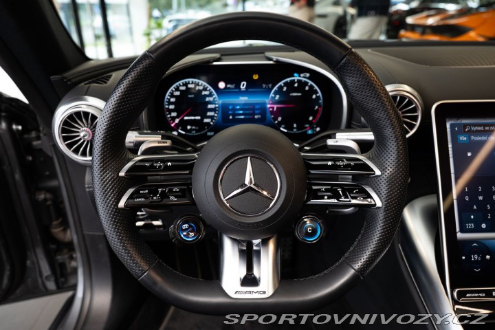 Mercedes-Benz SL 4MATIC+ 2023