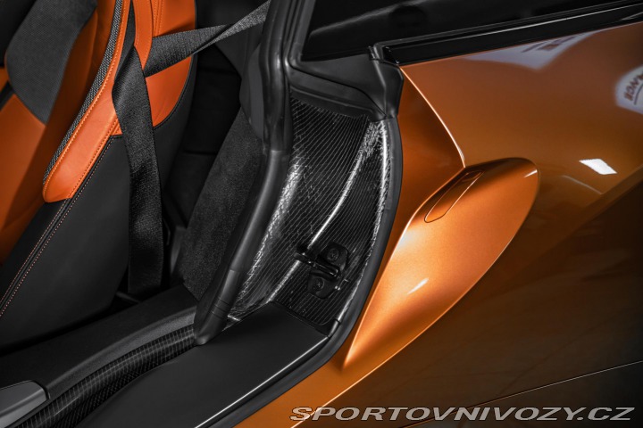 BMW i8 ROADSTER LASER/H&K/HU 2018