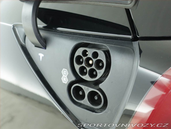 Tesla Model Y Long Range AWD 75kWh, SoH 2021