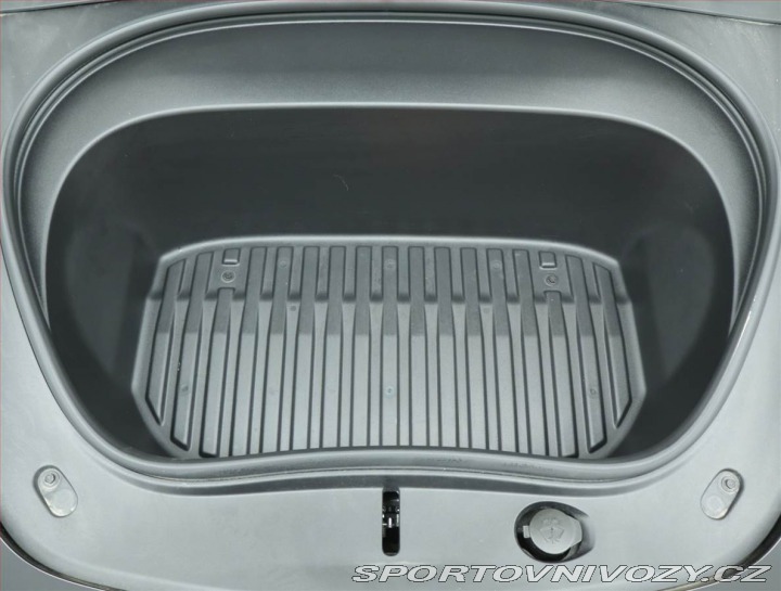 Tesla Model 3 Standard Range LFP, SoH 9 2024