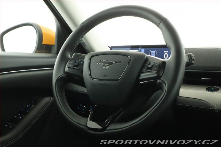 Ford Mustang Mach-E Standard Range RWD 2024