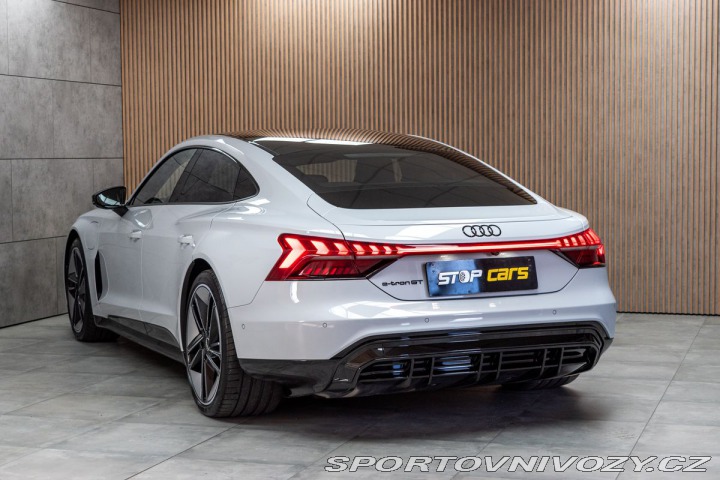 Audi Ostatní modely 93kWh QUATTRO*B&O*AIR 2022