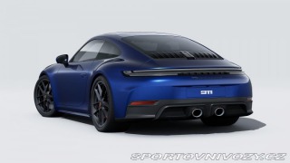 Porsche 911 Carrera 4 GTS 2026