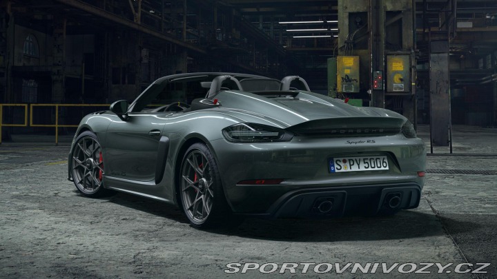 Porsche Boxster 718 Spyder RS 2025