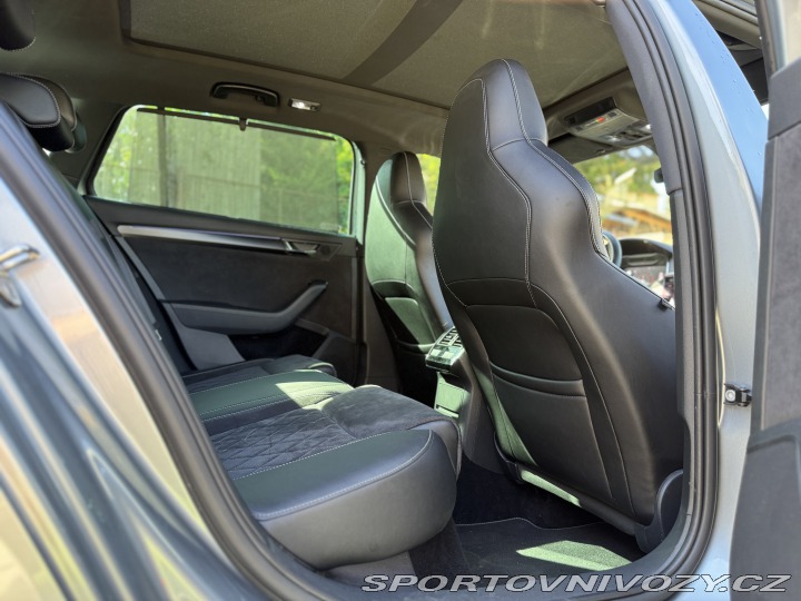 Škoda Superb 2021