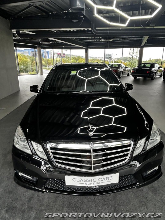Mercedes-Benz E E 350 4 Matic AMG Kombi 2010