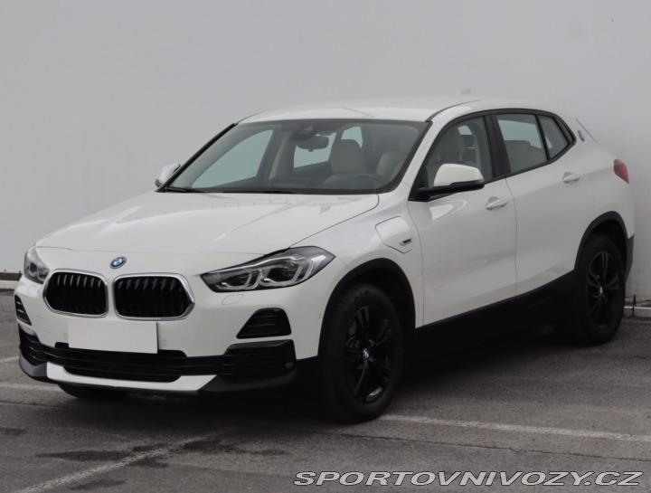 BMW X2 xDrive25e 2022