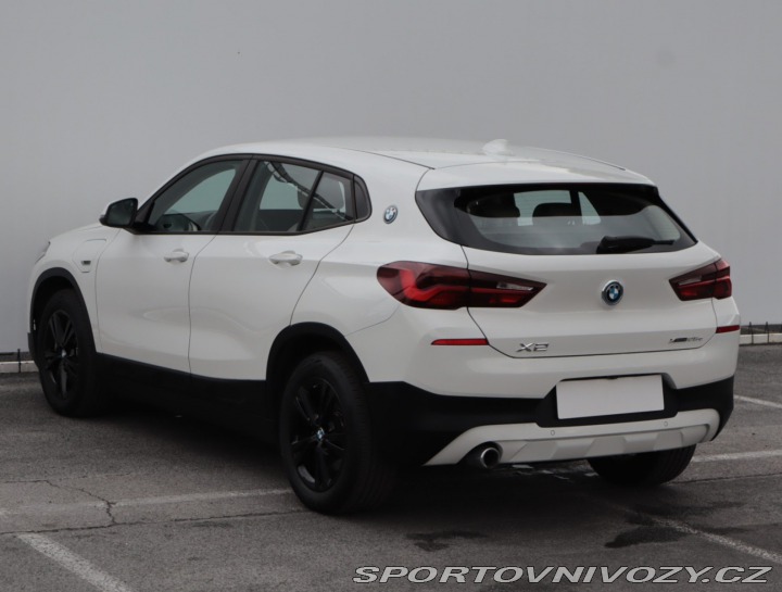BMW X2 xDrive25e 2022