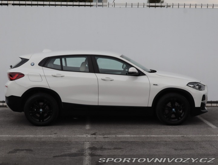 BMW X2 xDrive25e 2022