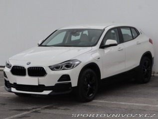 BMW X2 xDrive25e 2022