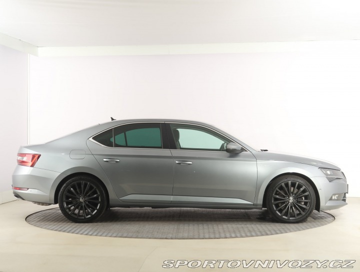 Škoda Superb Laurin&Klement 2.0 TS 2016