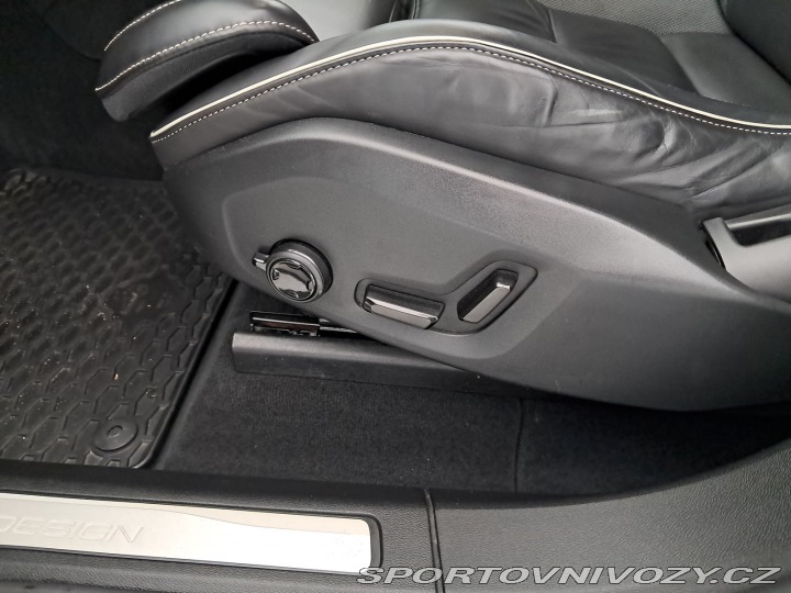 Volvo Ostatní modely XC60 R-Design T6 AWD 2019