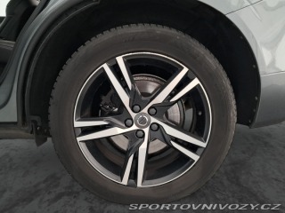 Volvo Ostatní modely XC60 R-Design T6 AWD 2019