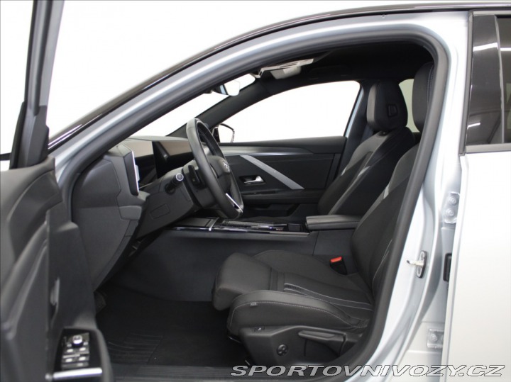 Opel Astra 1,2 Turbo 130k. 8AT GS ST 2025