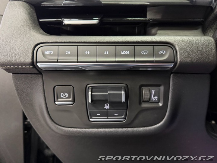 Ostatní značky Ostatní modely Cadillac Escalade 6.2 V8 AWD PLATINUM EDITI 2021