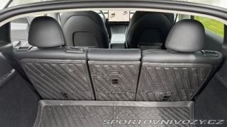 Tesla Model Y 0,0   LR AWD | 1/2023 | t 2026