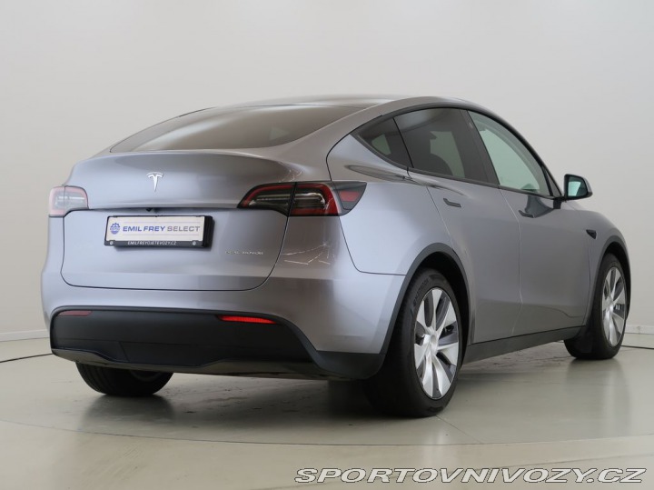 Tesla Model Y Long Range,4x4,Dual Motor 2024