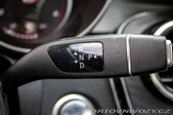 Mercedes-Benz C C180 W205 AMG Line / 85k 2019