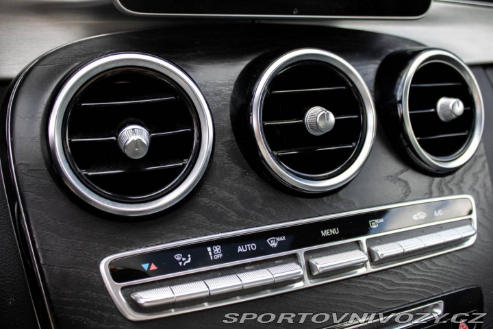 Mercedes-Benz C C180 W205 AMG Line / 85k 2019