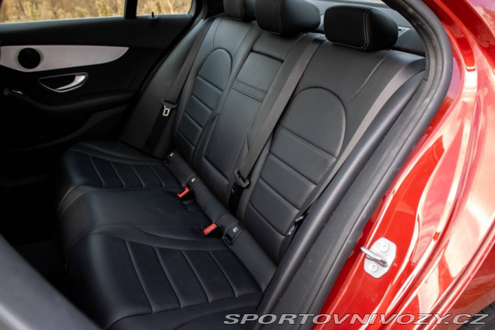 Mercedes-Benz C C180 W205 AMG Line / 85k 2019