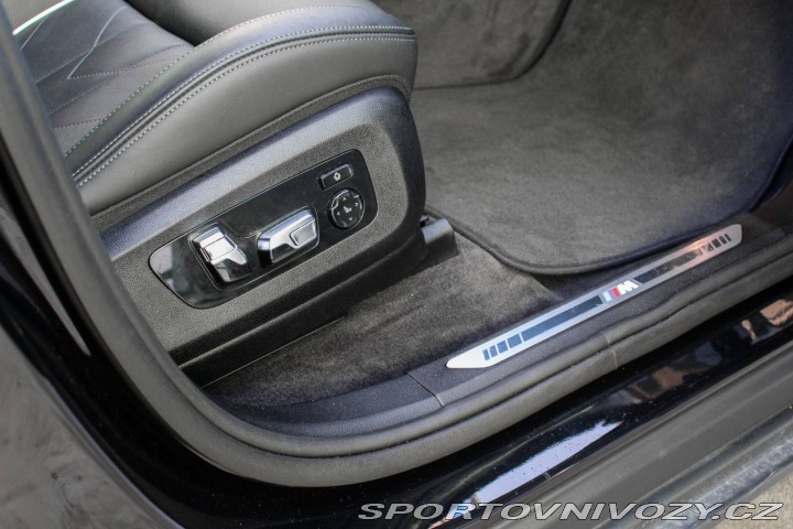 BMW XM 50e xDrive Plug-in Hybri 2024