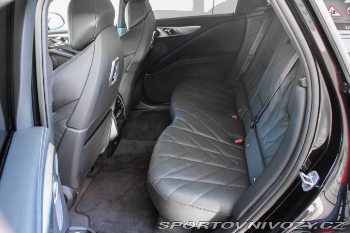BMW XM 50e xDrive Plug-in Hybri 2024