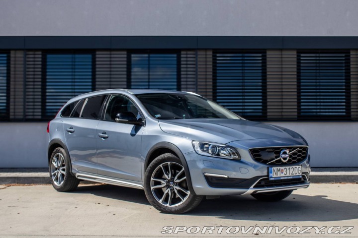 Volvo Ostatní modely V60 Cross Country  D4 AWD Polestar 140kW AT 2018