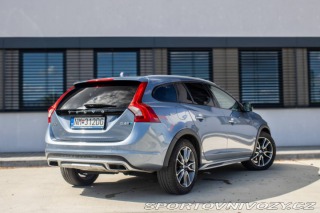 Volvo Ostatní modely V60 Cross Country D4 AWD Polestar 140kW AT 2018