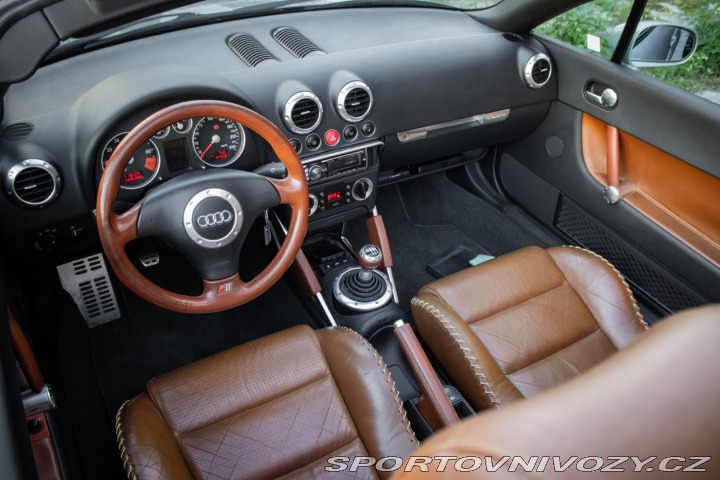 Audi TT Roadster  1.8T quattro Ba 2001
