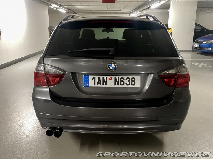 BMW 3 E91 325i 2005