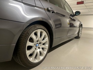 BMW 3 E91 325i 2005