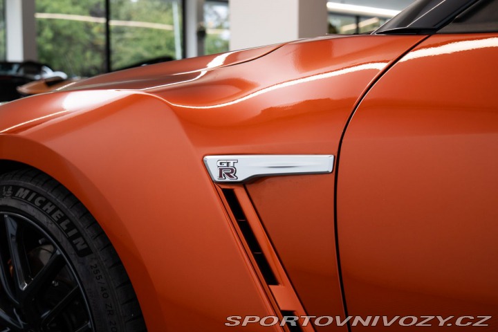 Nissan GT-R R35 BOSE 2018