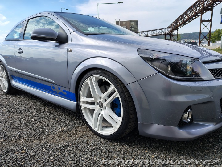 Opel Astra OPC 2006