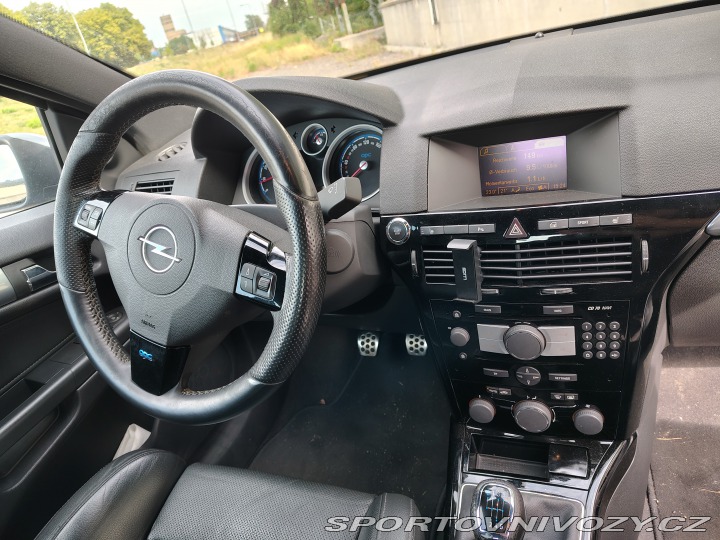 Opel Astra OPC 2006