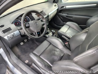 Opel Astra OPC 2006