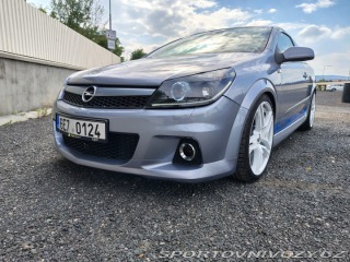 Opel Astra OPC 2006