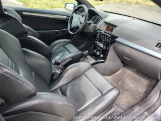 Opel Astra OPC 2006