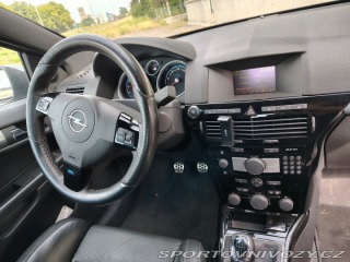 Opel Astra OPC 2006