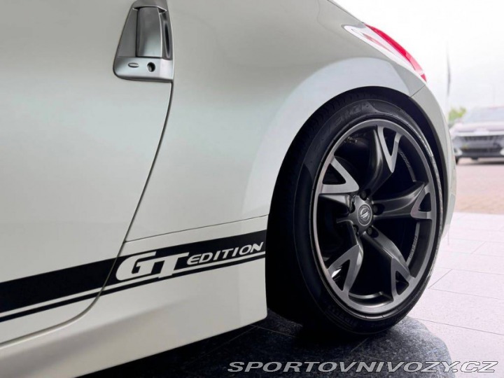 Nissan 370 Z V6 GT 2012