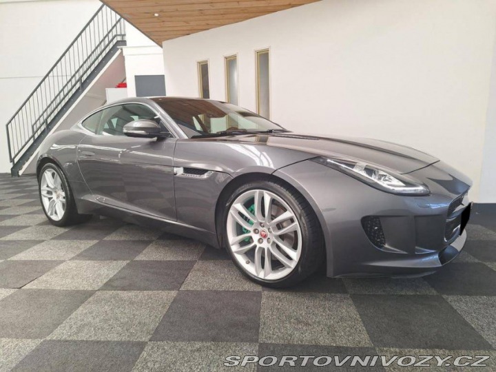 Jaguar F-Type V6 2015