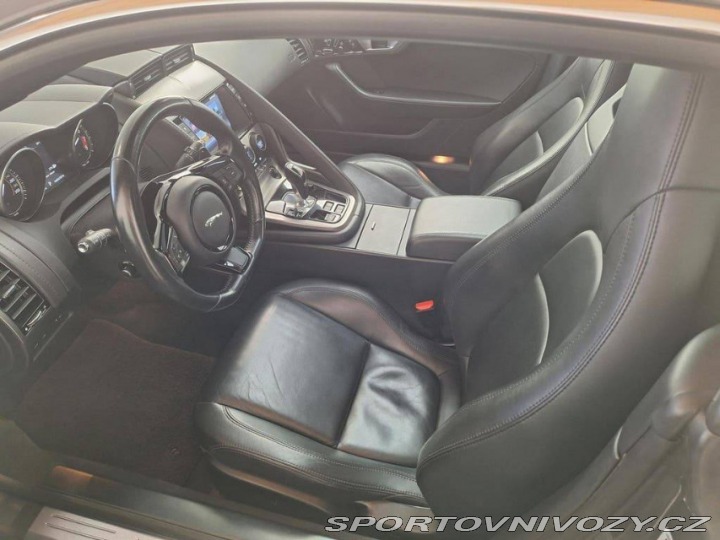 Jaguar F-Type V6 2015