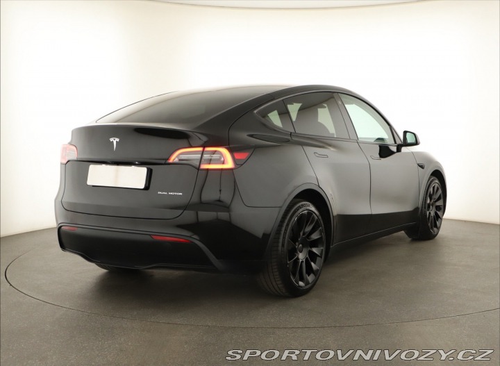 Tesla Model Y Long Range AWD 79kWh 2023