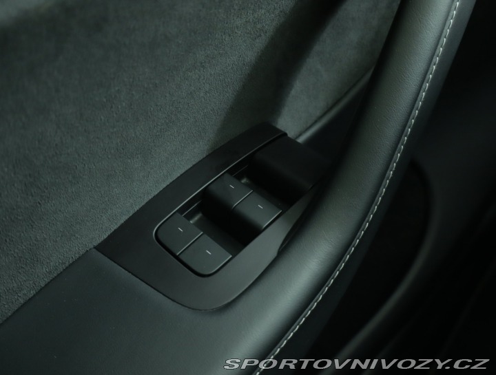 Tesla Model Y Long Range AWD 79kWh 2022