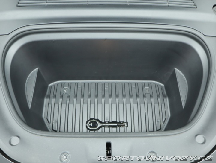 Tesla Model Y Long Range AWD 75kWh 2021