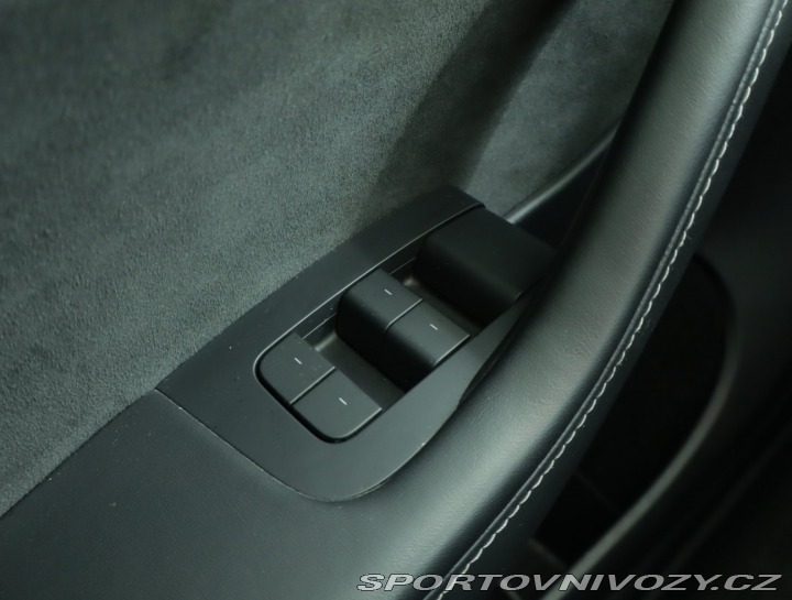 Tesla Model Y Long Range AWD 75kWh 2021