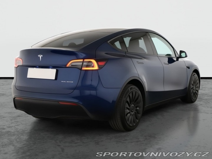 Tesla Model Y Long Range AWD 79kWh 2024
